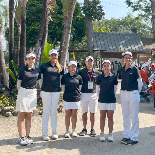 Lanna Golf Club 8 people people standing and outdoors