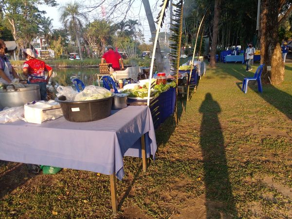 Lanna Golf Club 4 people and outdoors