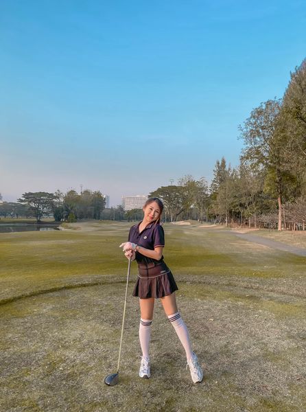 Stardome Golf Club 1 person golfing standing and outdoors