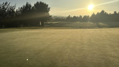 What a beautiful morning to be playing gol