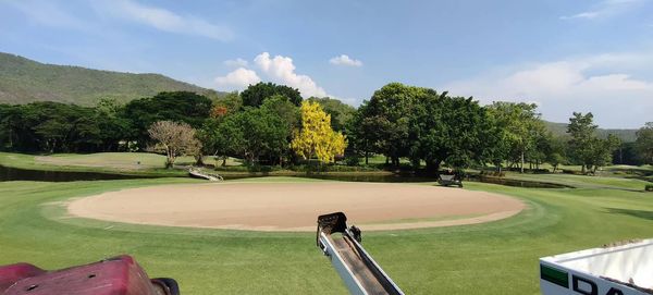 Alpinegolfresort Chiangmai golf golf cart and golf course