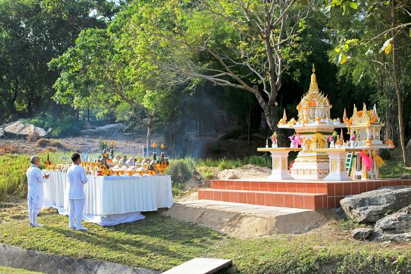Banyan Golf Club Hua Hin 2 people outdoors and temple Banyan Golf Club Hua Hin 2 people outdoors and temple