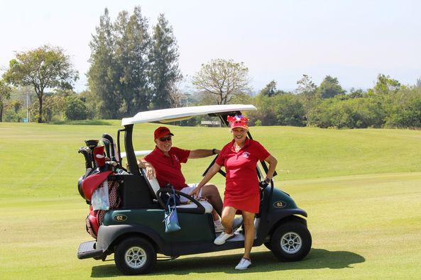 Banyan Golf Club Hua Hin 2 people and grass Banyan Golf Club Hua Hin 2 people and grass
