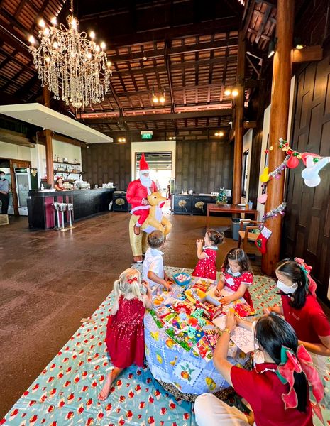 Banyan Golf Club Hua Hin 6 people and indoor Banyan Golf Club Hua Hin 6 people and indoor
