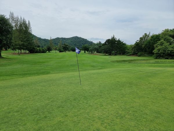 Hua Hin Korea Golf Club amp Milpordparadise Hotel golf and golf course-3