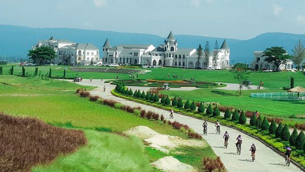 My Ozone Golf Club Khaoyai 3 people people golfing golf course and grass