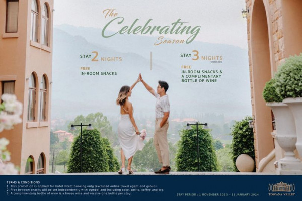 Toscana Valley 2 people wedding and text
