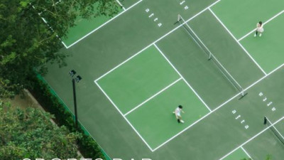 Let’s funny under the sunshine, make your extraordinary day, exercise while enjoying your time with friends and family.