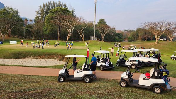 Khao Yai Country Club 8 people and grass