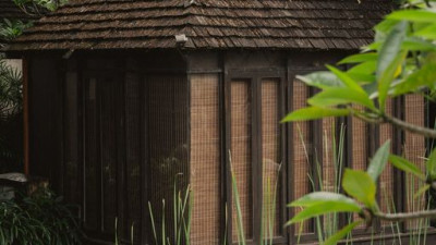 As you arrive at Kirimaya a weary traveler, we gladly serve you with an outstanding experience at Maya Spa  , where you'll know the true meaning of alleviation as you're provided with a massage with will make your body and mind relaxed, all while being en