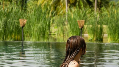 Never let the heat of the sun get in the way of admiring the beauties of nature. Cool your day off immersing in a private pool enjoy the tranquility of the refreshing green flora under the life-brightening sky.