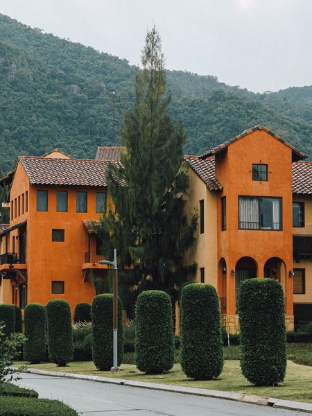 Toscana Valley street