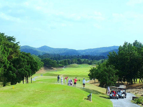 Rayong Green Valley Golf 8 people grass golf course and nature