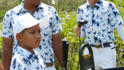 Meet the kids who's beating pros at the Singha All Thailand Memorial 2023. The 4 lucky youngsters from Chanthaburi competing in beat the pro competition on the 12th hole.