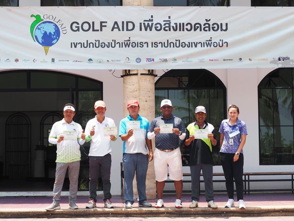 Eastern Star Country Club amp Resort 6 people and people golfing