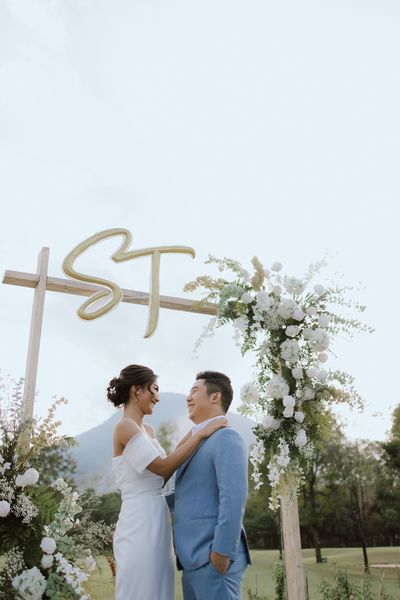 Chatrium Golf Resort Soi Dao Chanthaburi 2 people wedding and text