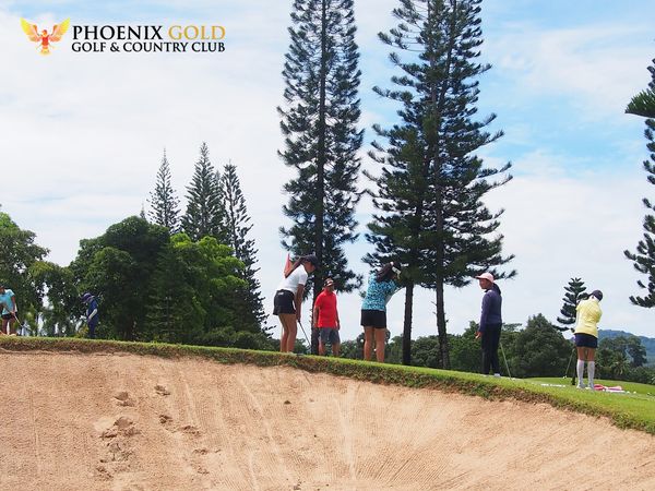 7 people nature and PHOENIX GOLD GOLF COUNTRY CLUB 7 people nature and PHOENIX GOLD GOLF COUNTRY CLUB
