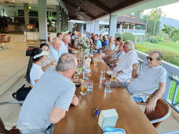 Phuket Country Club 8 people and people sitting