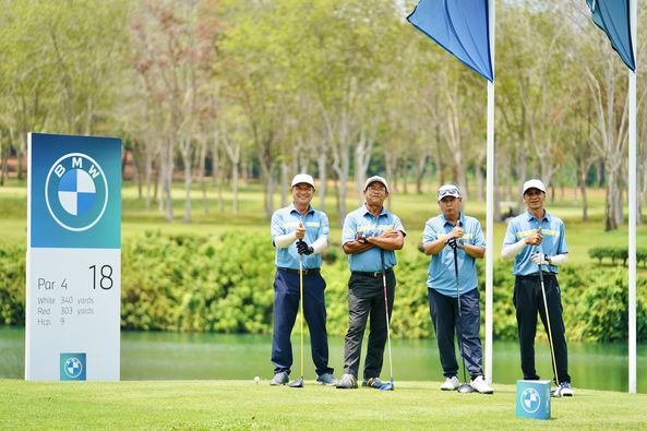 Blue Canyon Country Club 4 people people standing and BMW m M Par 4 18 White 340 yards Red 303 yards Hcp 9