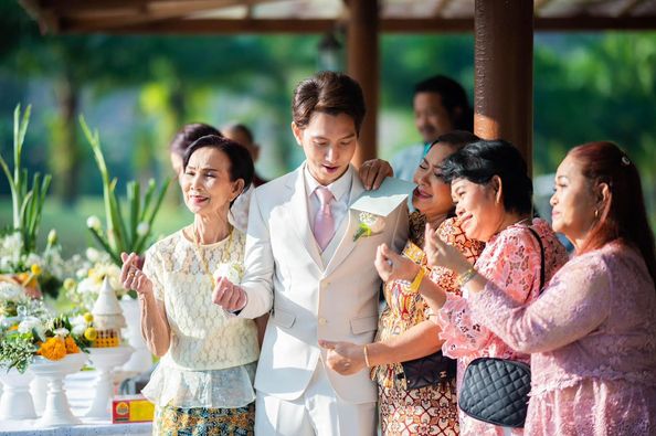 Katathong Golf Resort amp Spa 5 people and people standing