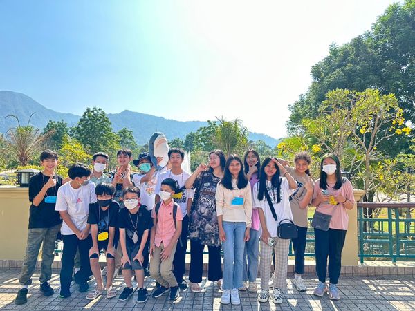 Katathong Golf Resort amp Spa 10 people people standing and outdoors