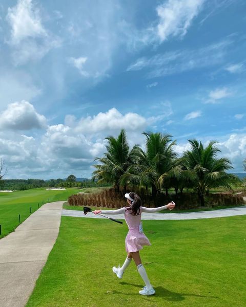 Aquella Golf amp Country Club 1 person golfing and golf course