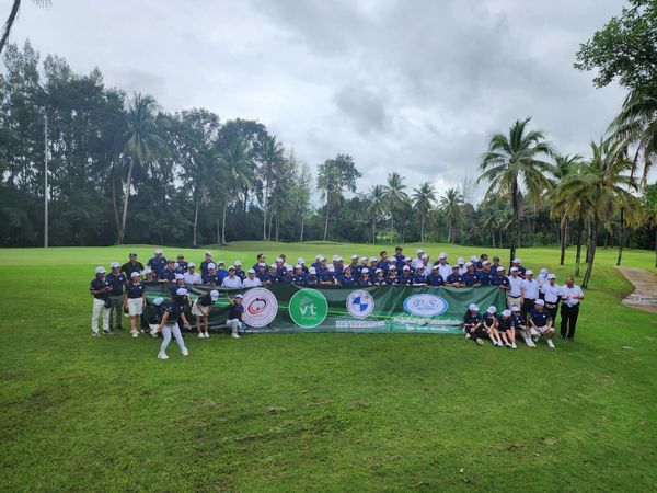 Victory Park Golf amp Country Club 1 person and golfing